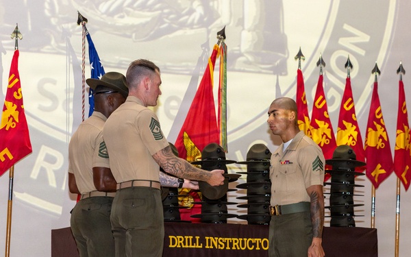 DI School Class 3-26 Graduation ceremony