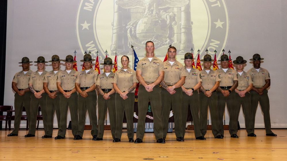 DI School Class 3-26 Graduation ceremony