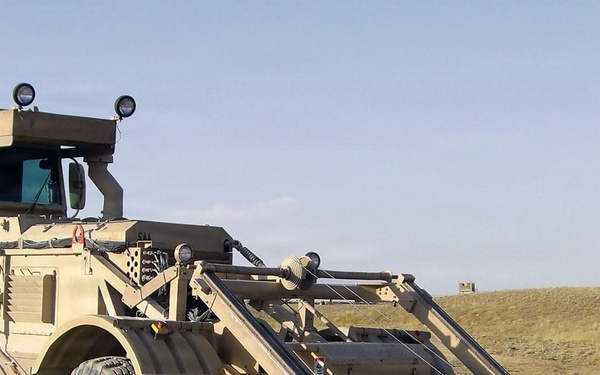 PM TS - Husky Mounted Detection System (HMDS)