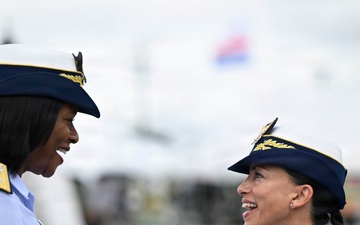 US Coast Guard leaders attend Sail250 Virginia parade of sail opening ceremony in Norfolk