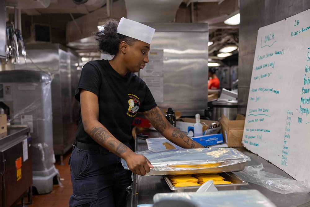 Abraham Lincoln Sailors Prepare Food