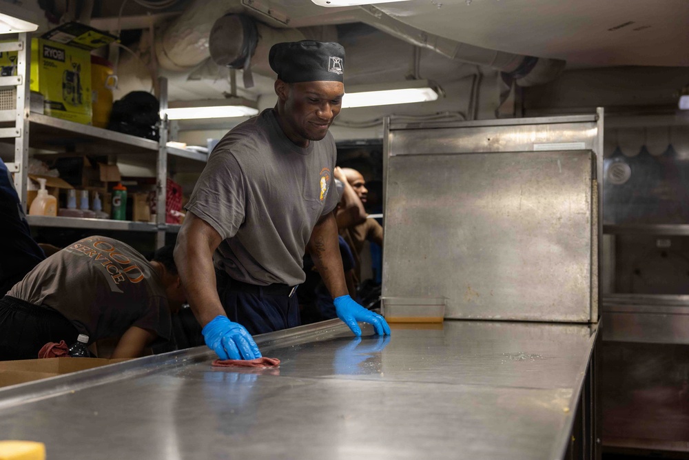 Abraham Lincoln Sailors Prepare Food