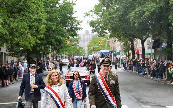Army Reserve leads Brooklyn in honoring fallen heroes