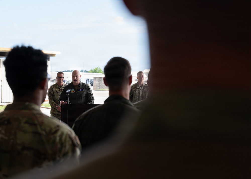 350th Spectrum Warfare Group change of command