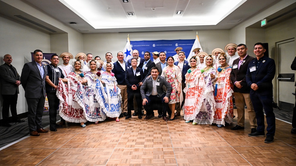 IADC Class 65 Attends Panama Alumni Meeting and Hall of Honor Ceremony