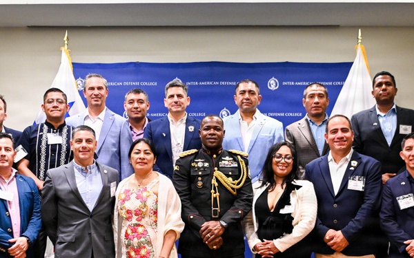 IADC Class 65 Attends Panama Alumni Meeting and Hall of Honor Ceremony