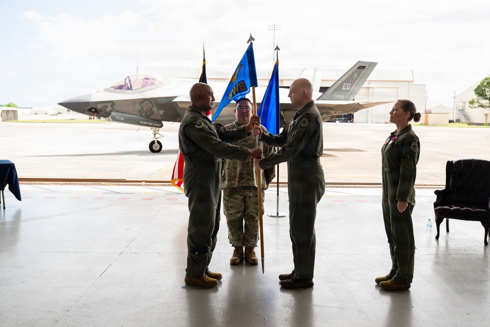 350th Spectrum Warfare Group change of command