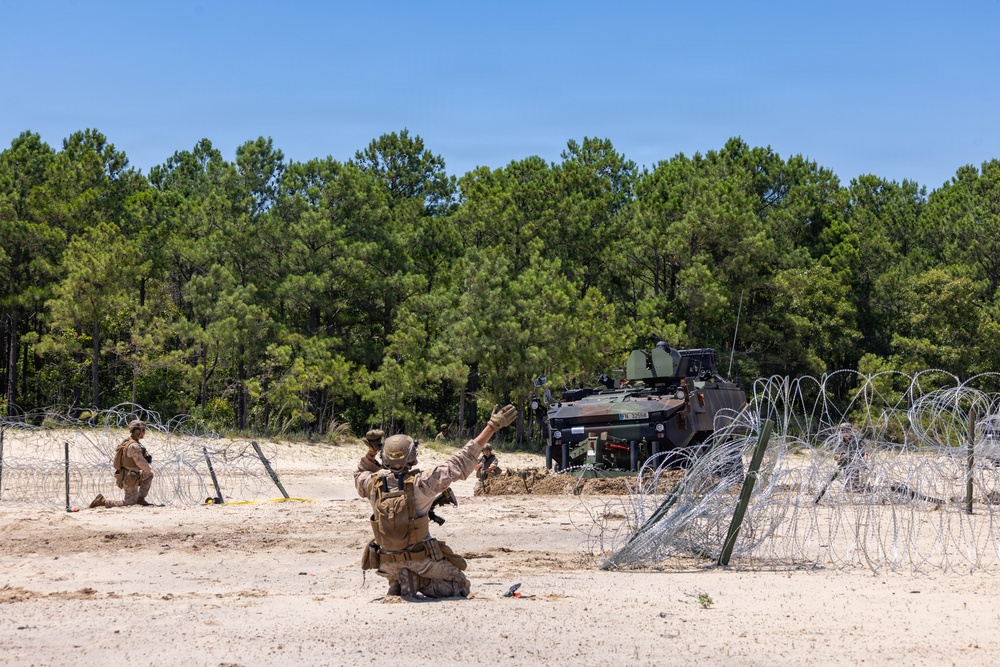 FLEETEX 250 | Multinational assault breach training