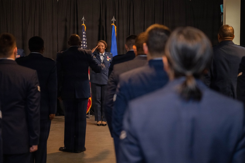 LOMRS welcomes newest commander