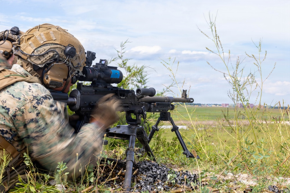 FLEETEX 250 | US, Spanish, and French Marines conduct a machine gun range