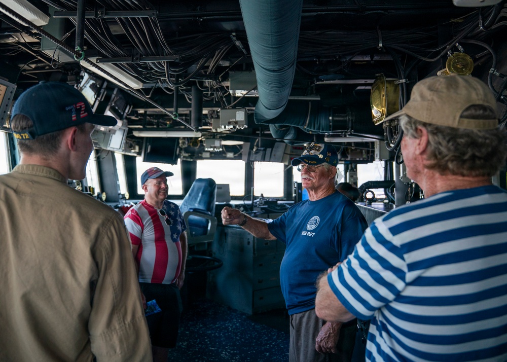 USS Mahan conducts Public Ship Tours