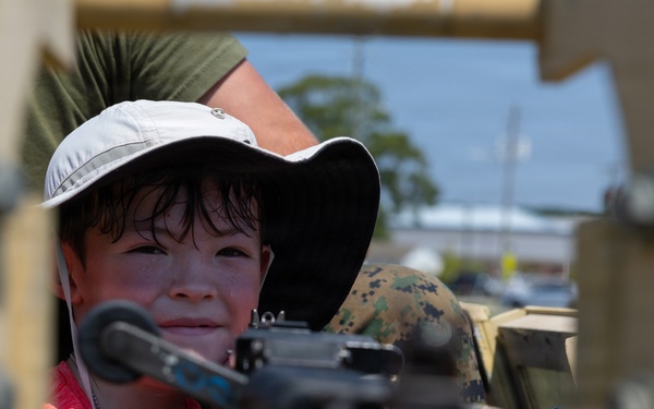 Marine Corps Combat Service Support Schools Hosts Bring Your Child to Work Day