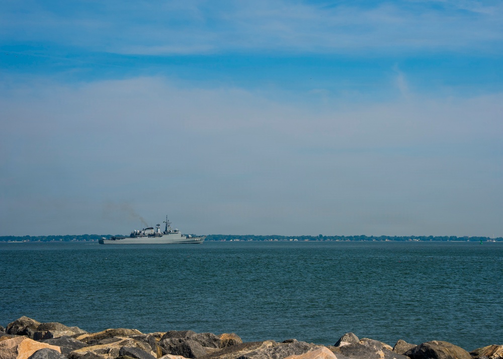 BNS Independência Departs for FLEETEX 250