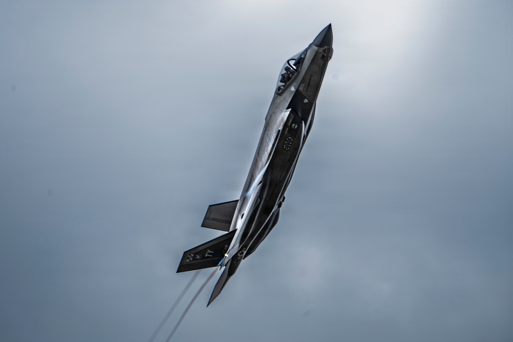 F-35 fly by