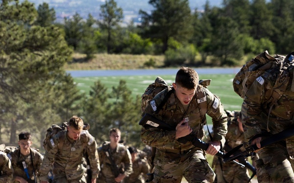 Special Warfare Orientation Course Prepares Future Officers