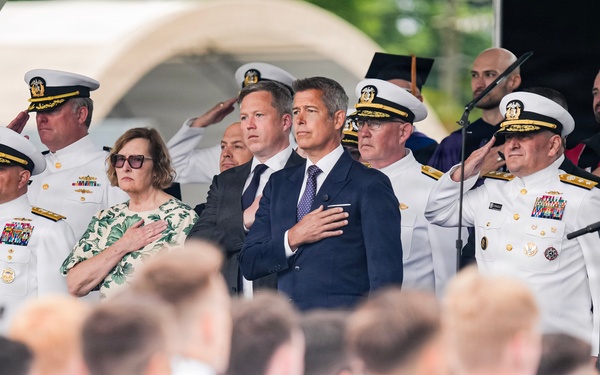 Secretary of the Army Daniel Driscoll Speaks at U.S. Merchant Marine Academy 90th Commencement