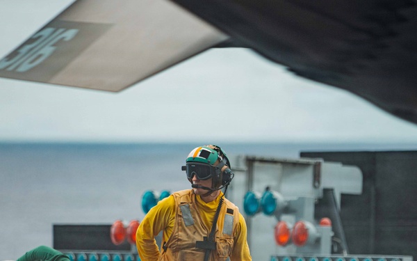 George Washington Conducts Flight Operations
