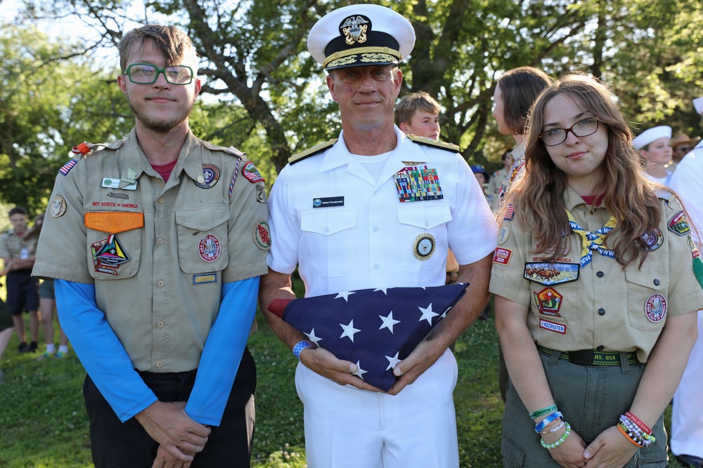Adm Nowakowski Assists in the Lowering of the American Flag during Navy Week Omaha