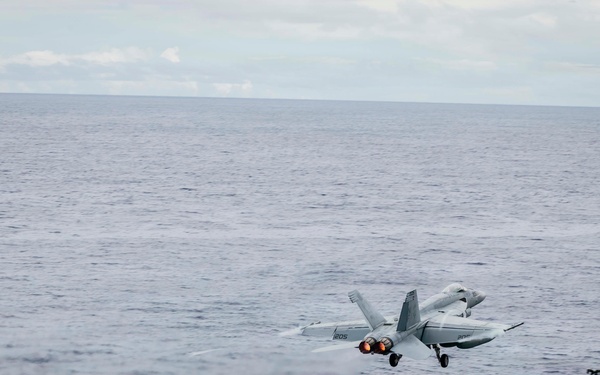 George Washington Conducts Flight Operations