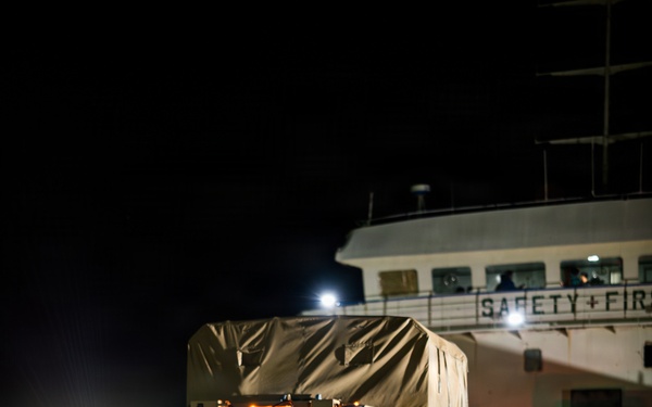 3rd Marine Littoral Regiment loads Philippine surface connectors during KAMANDAG 10