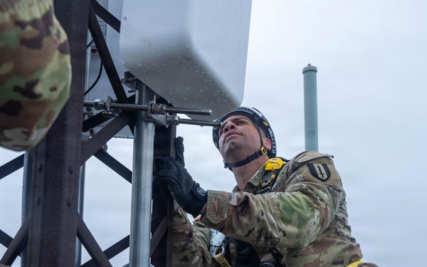 41st Signal Battalion MST upgrades regional tactical communications