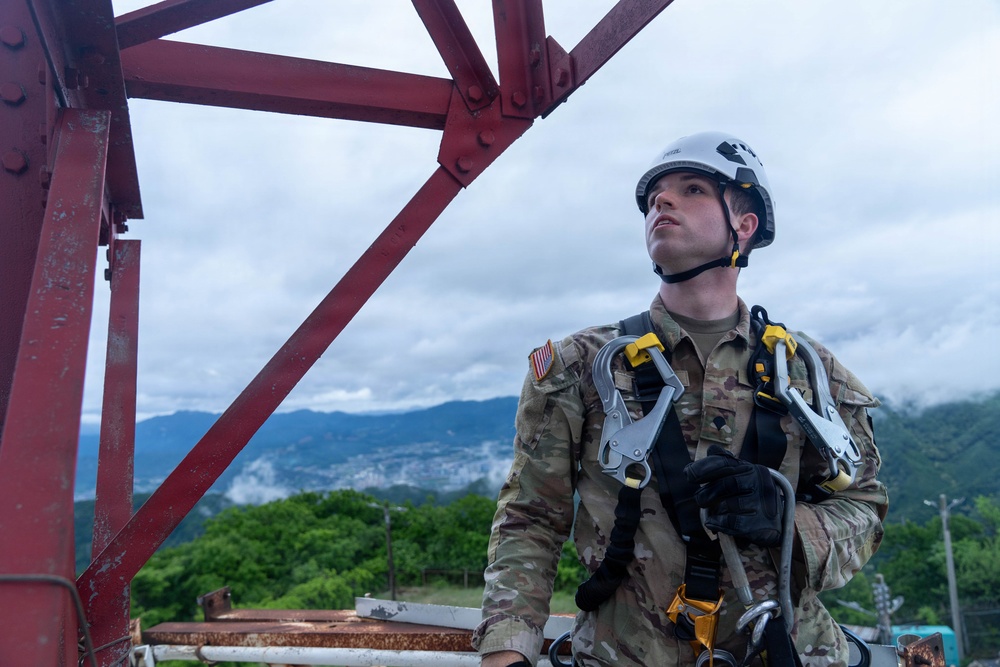 41st Signal Battalion MST upgrades regional tactical communications