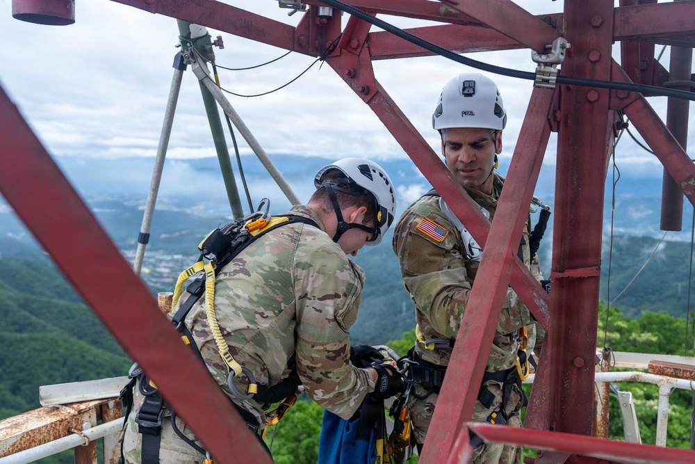 41st Signal Battalion MST upgrades regional tactical communications