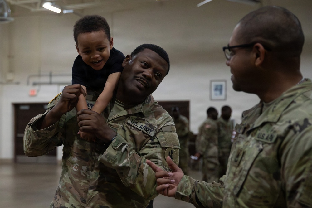 419th Movement Control Battalion conducts farewell ceremony