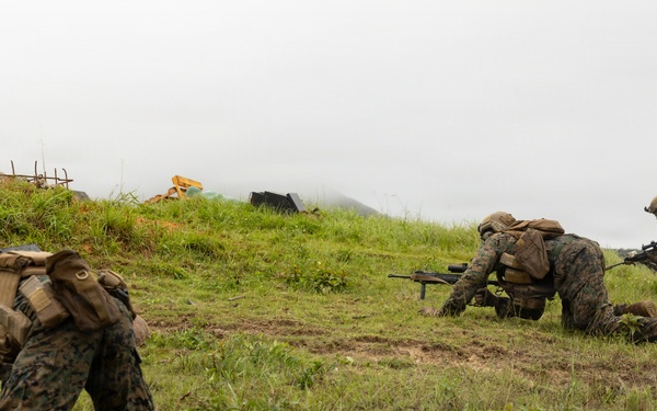U.S. Marines with 4th Marine Regiment conduct Live Fire Range
