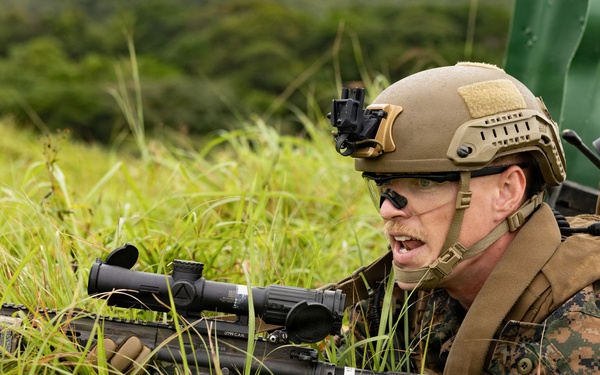 U.S. Marines with 4th Marine Regiment conduct Live Fire Range