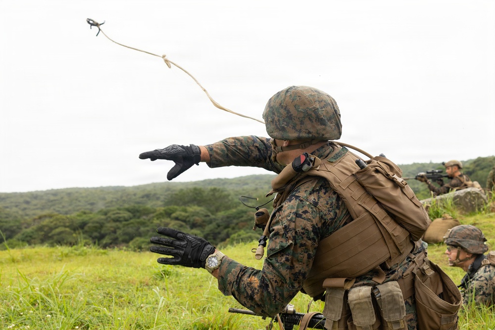 U.S. Marines with 4th Marine Regiment conduct Live Fire Range
