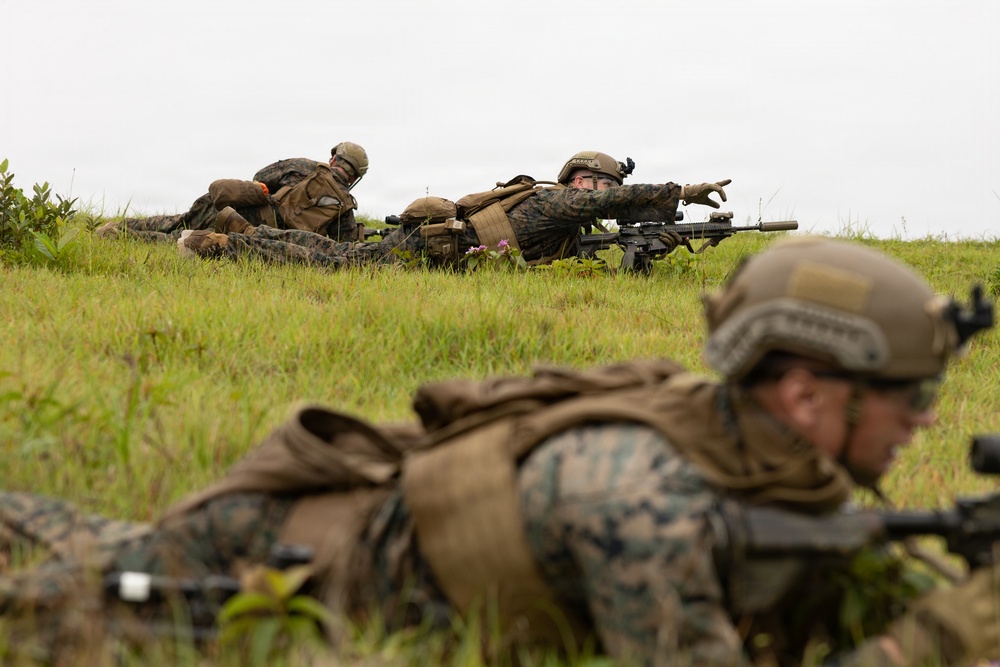 U.S. Marines with 4th Marine Regiment conduct Live Fire Range