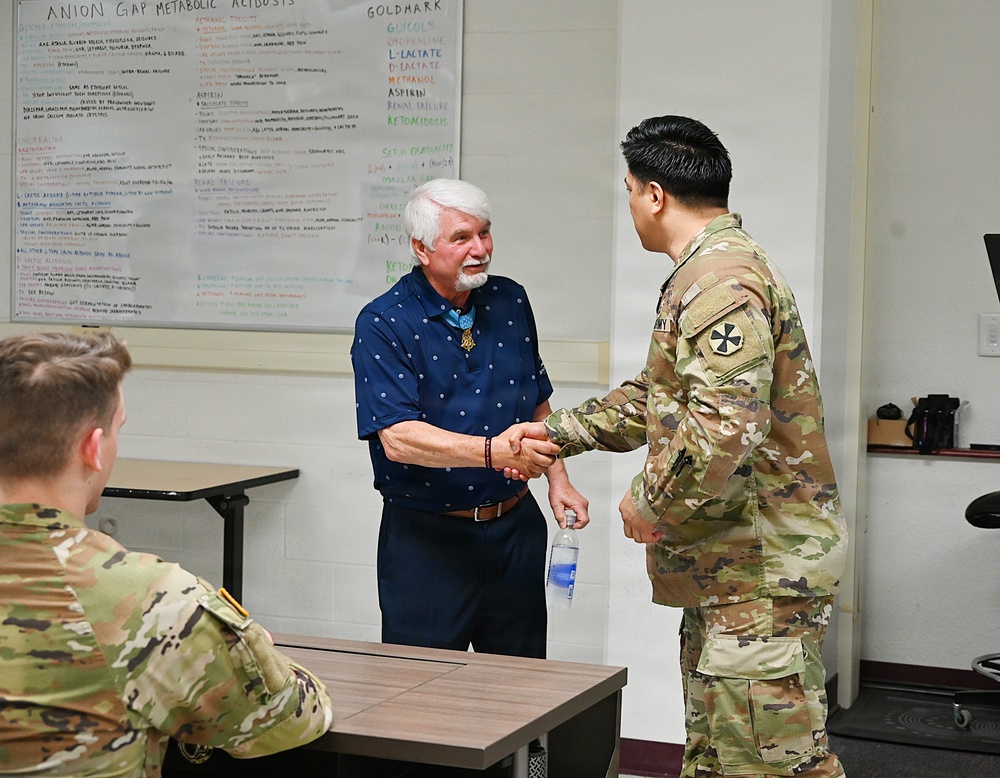 Army Medic Medal of Honor recipient visits MEDCOE