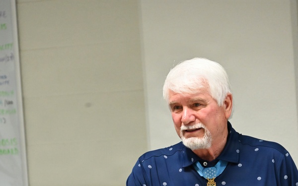 Army Medic Medal of Honor recipient visits MEDCOE