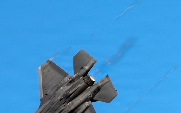 F-35 demonstration