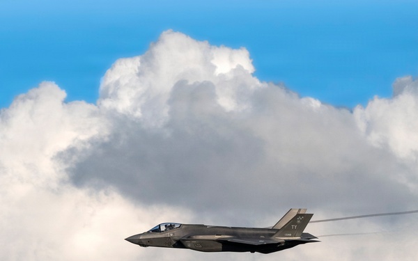 F-35 demonstration