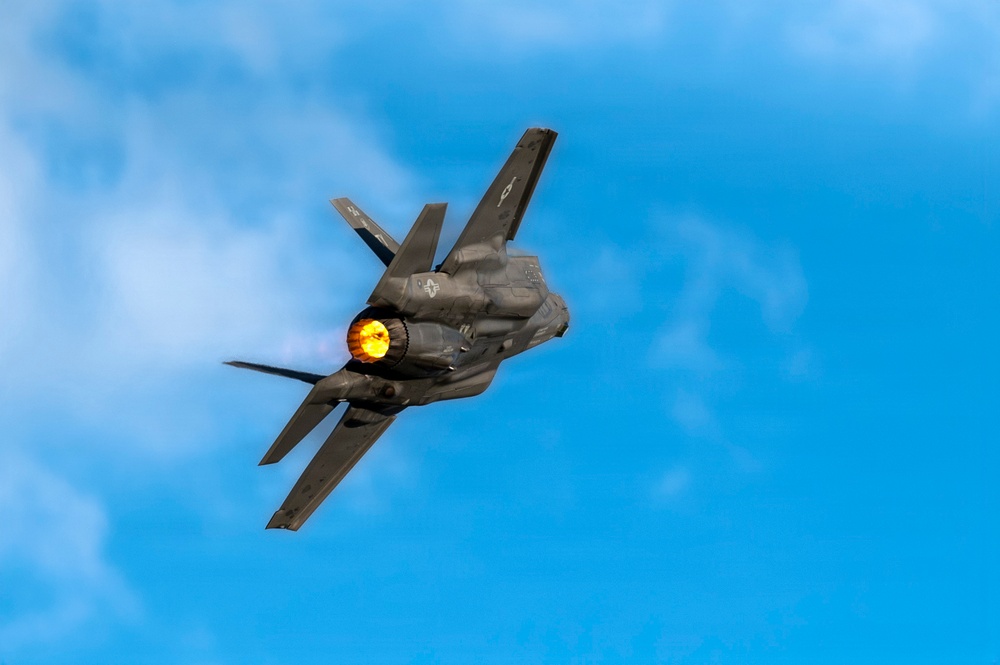 F-35 demonstration