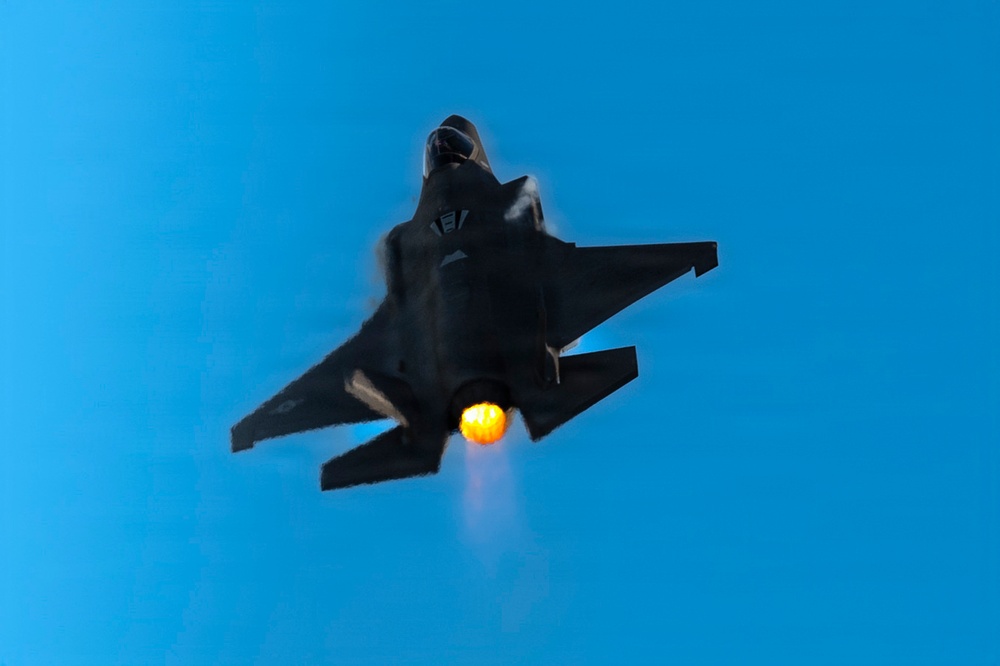 F-35 demonstration