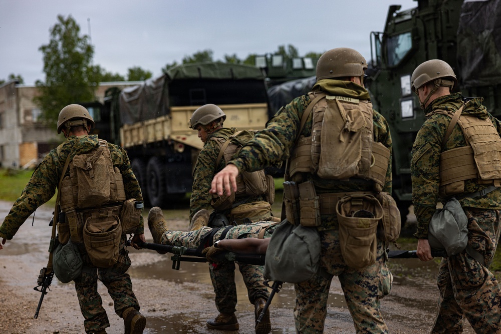 U.S. Marines, Sailors conduct bilateral mass casualty training