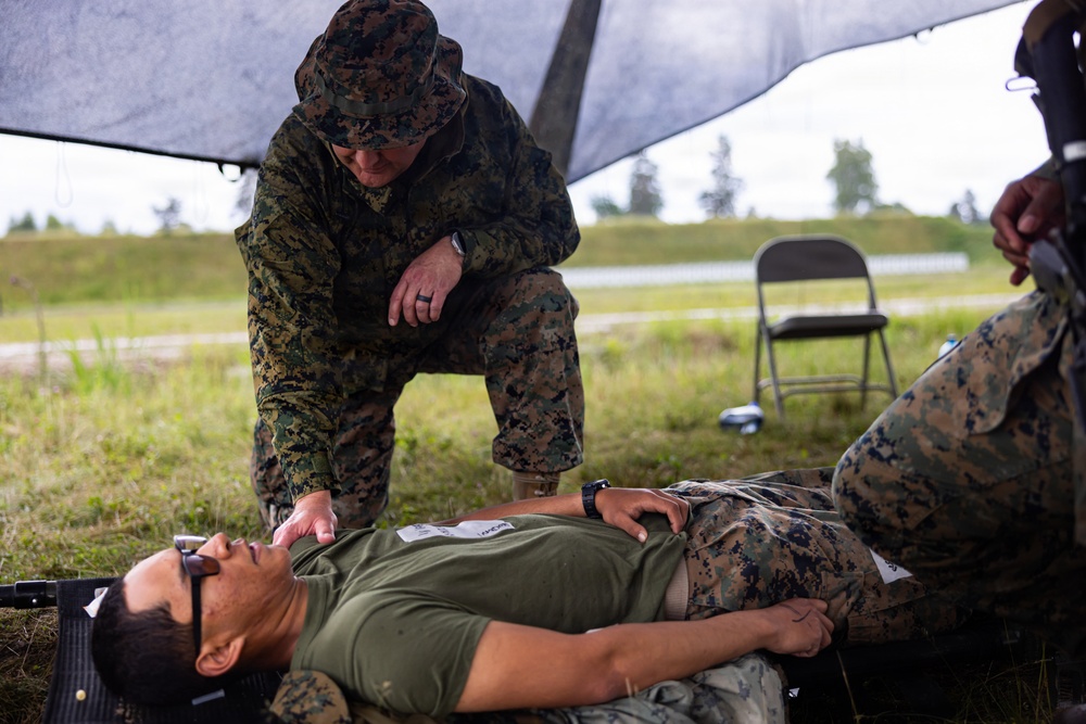 U.S. Marines, Sailors conduct bilateral mass casualty training