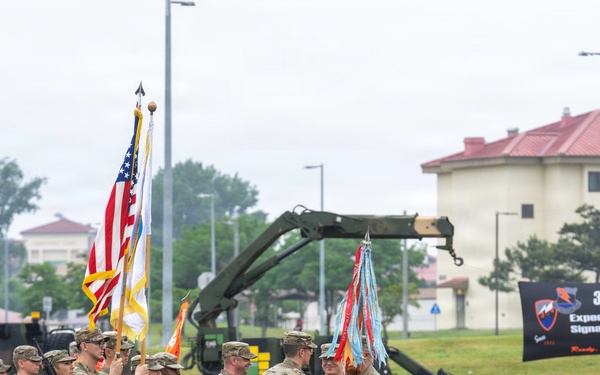 304th ESB-E Holds Change of Command Ceremony