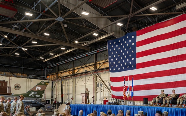 8th CS welcomes new commander