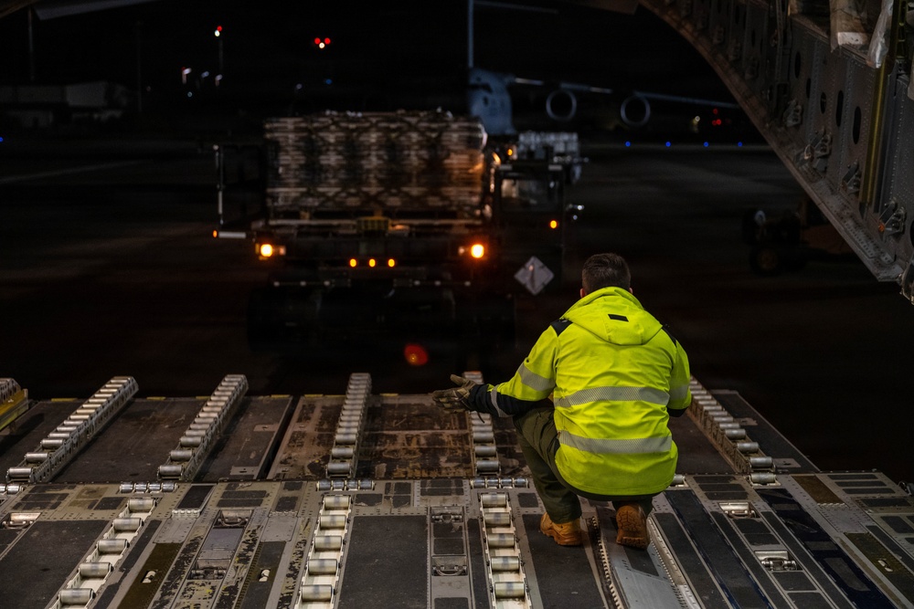 Day or Night – Dawgs on-site