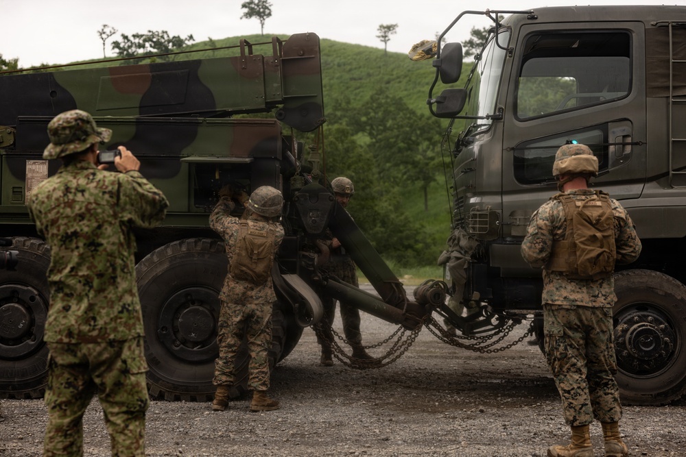 HIJUDAI MANEUVER AREA, OITA, JAPAN – U.S. Marines with 12th Marine Littoral Regiment Rehearse Bilateral Vehicle Recovery Procedures During Exercise Resolute Dragon 26