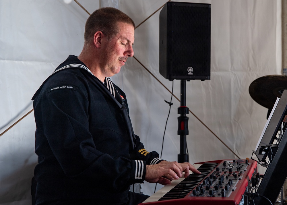 USS Mount Whitney Hosts Key Leader Engagment in Kiel, Germany
