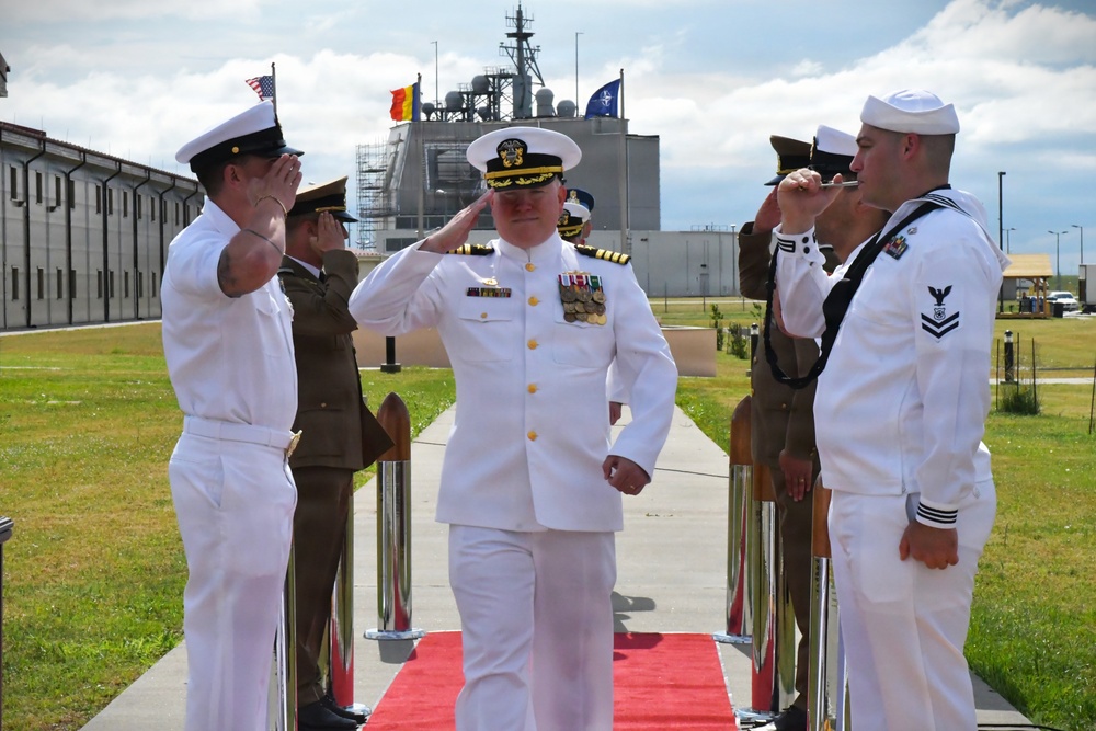 Naval Support Facility Deveselu Conducts Change of Command