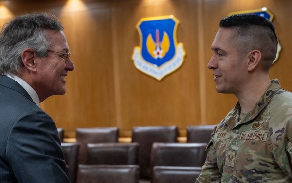 RAFL hosts US Ambassador to the UK, Northern Ireland