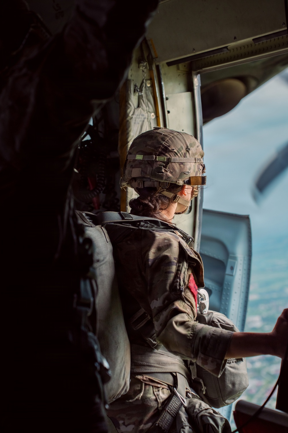 173rd Light Support Battalion Conducts Airborne Operation