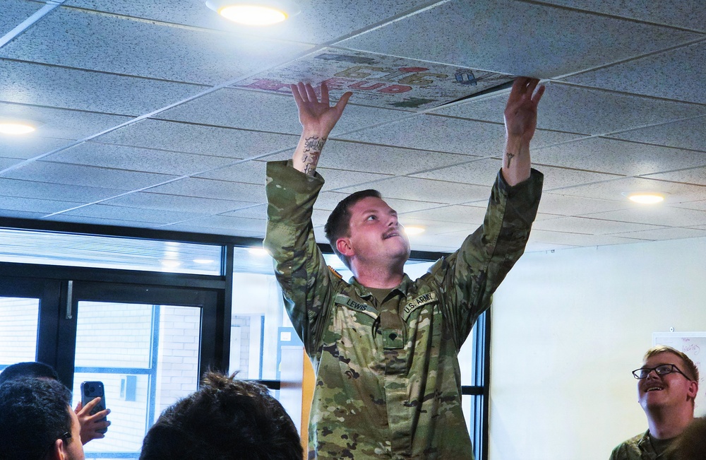 ILLINOIS ARMY NATIONAL GUARD’S 123RD ENGINEER SOLDIERS BUILD RUNNING TRACK AND RENOVATE ARMORY