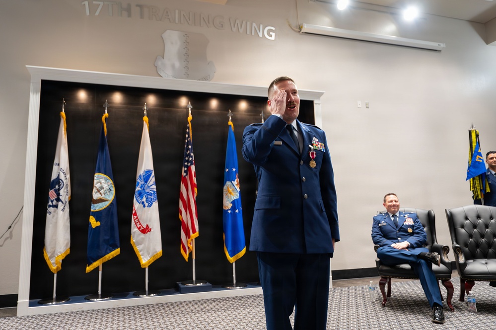 315th TRS Rattlers welcome new commander